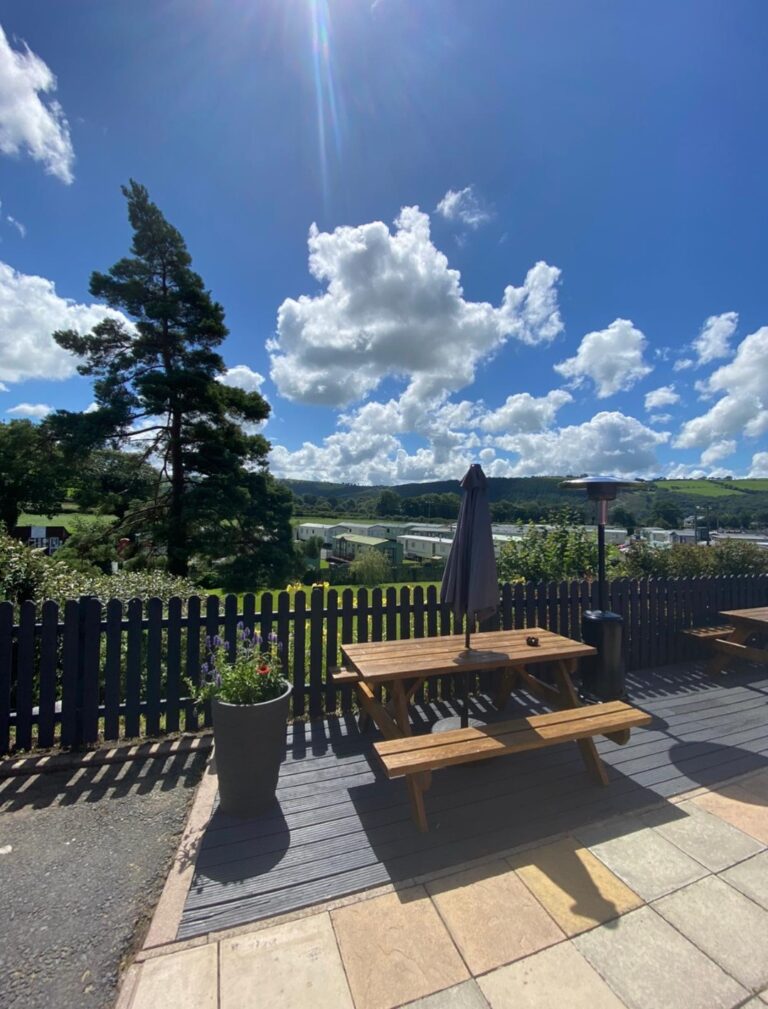 148f03b3 bbd1 4010 a84f f7a07df08903 768x1009