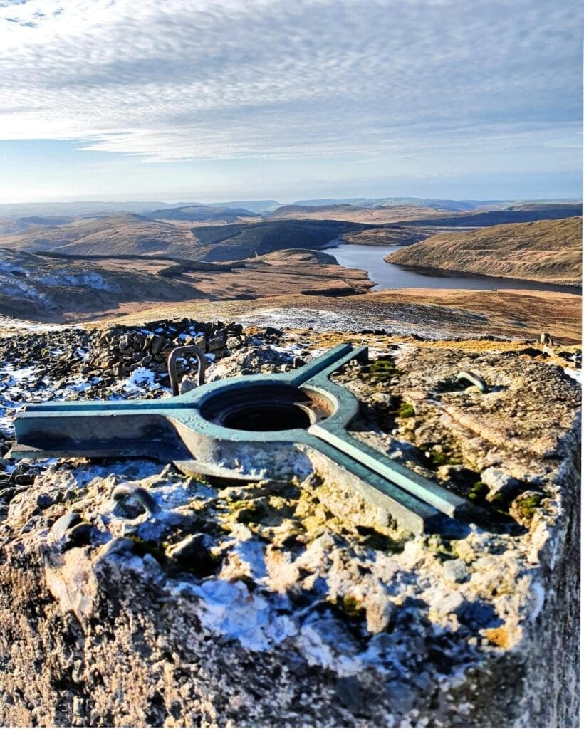 Stephen Mills 2 820x1024