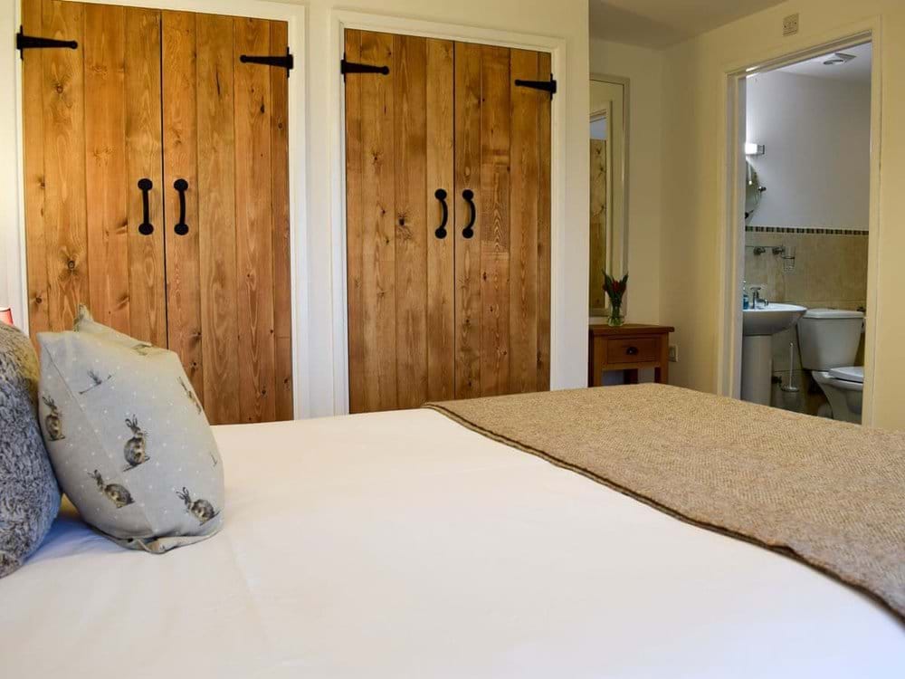 f17acea382760f2aa82063b5a94f6cbfecffcedd