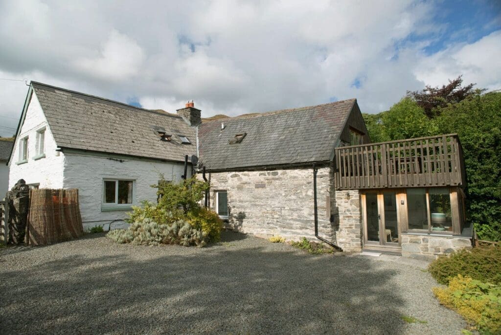 Ty Mari 3 1 1024x685