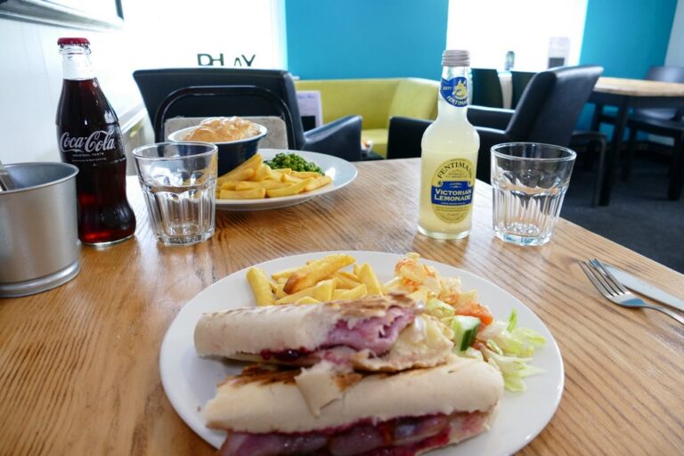 Red Kite Cafe 3 1 768x512