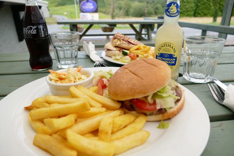 Red Kite Cafe 6 768x512